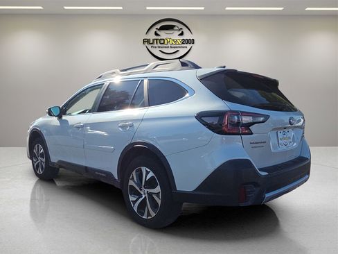 Used 2021 Subaru Outback Limited image 5