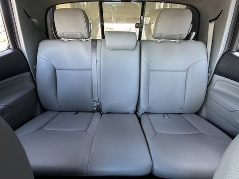 Used 2013 Toyota Tacoma 4x4 Double Cab image 45