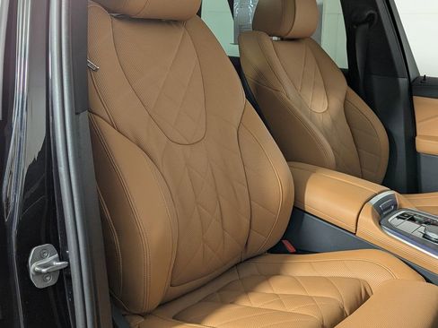 Certified 2024 BMW X5 xDrive40i w/ Premium Package AWD/4WD image 29