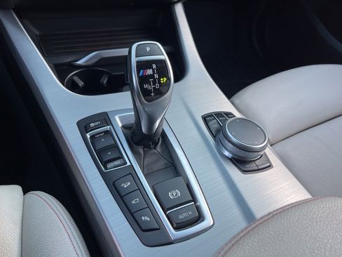 Used 2017 BMW X4 M40i image 32