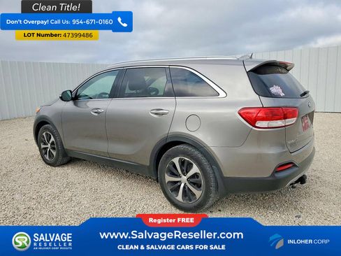 Used 2017 Kia Sorento EX image 3