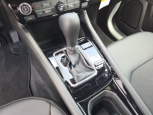 New 2026 Jeep Compass Latitude AWD/4WD image 25