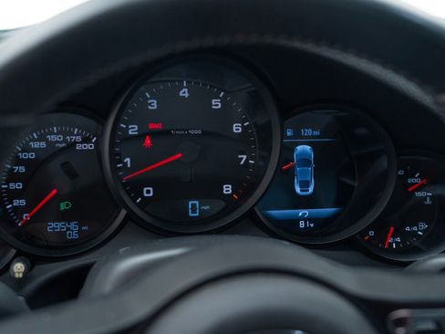 Used 2018 Porsche 911 Carrera S RWD image 24