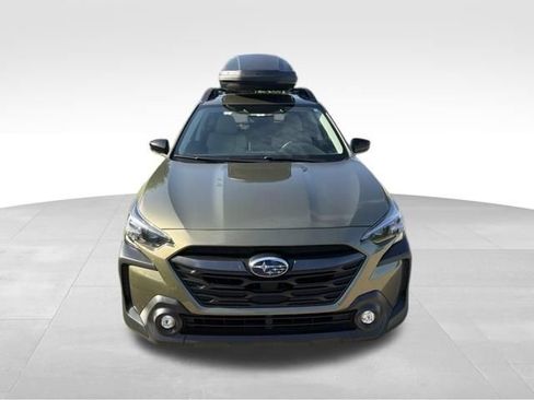Used 2024 Subaru Outback Premium AWD/4WD image 9
