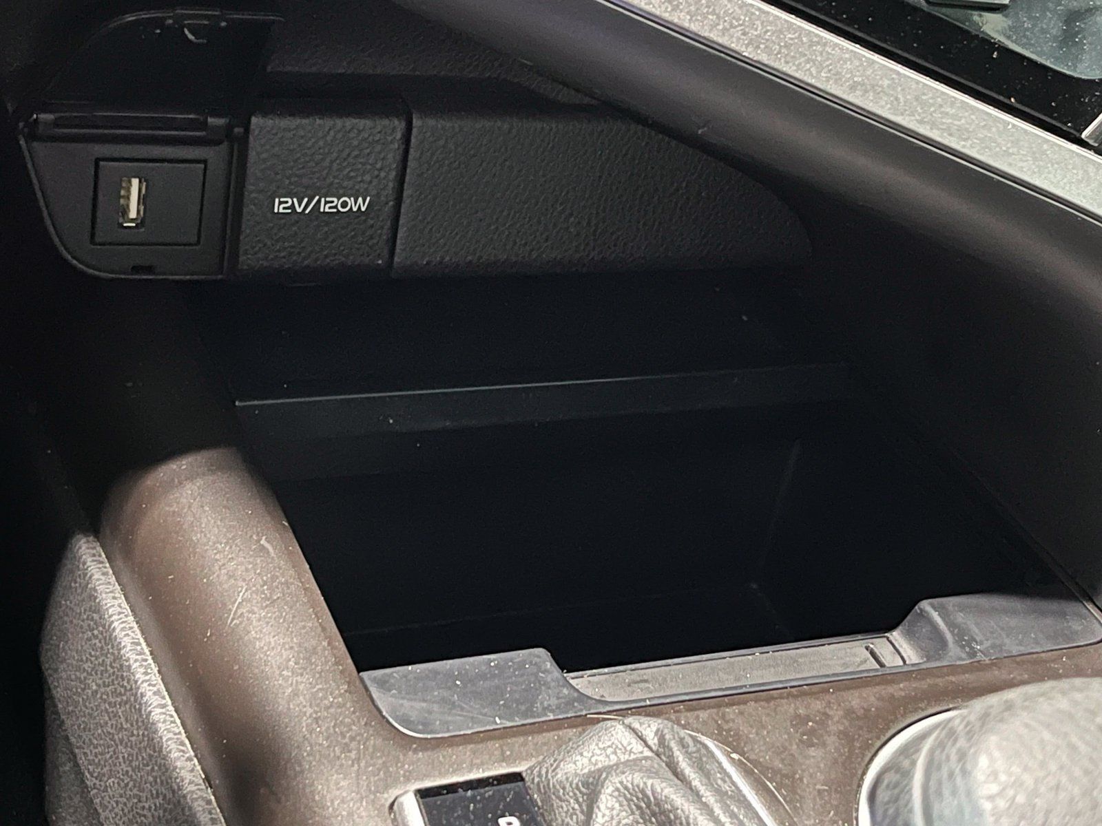 Used 2022 Toyota Camry LE FWD image 21