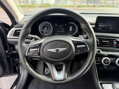 Used 2023 Genesis G70 2.0T RWD image 14