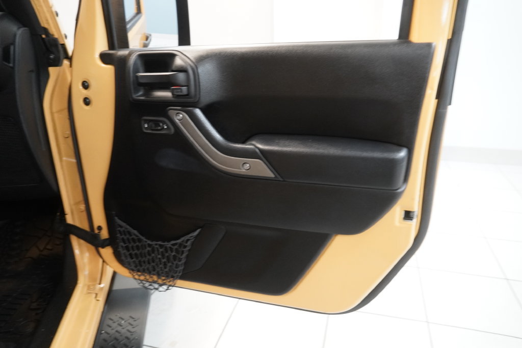 Used 2014 Jeep Wrangler Unlimited Sport w/ Quick Order Package 24S AWD/4WD image 32