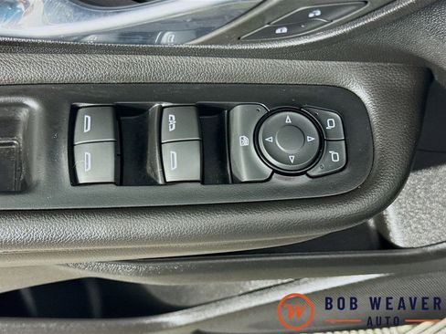 Used 2023 GMC Terrain SLE w/ Driver Convenience Package AWD/4WD image 23