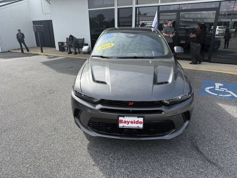 Used 2024 Dodge Hornet R/T Plus w/ Tech Pack Plus w/o Parking image 4