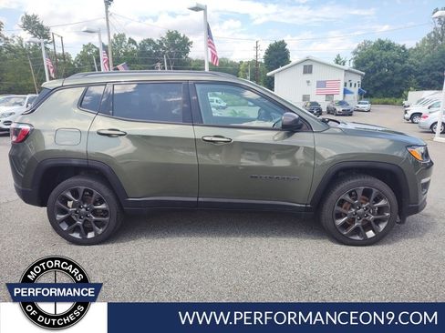 Used 2021 Jeep Compass Latitude AWD/4WD image 2