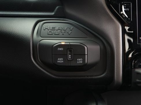 New 2026 RAM 2500 Big Horn AWD/4WD image 16