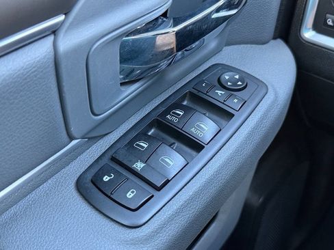 Used 2019 RAM 1500 Big Horn RWD image 19