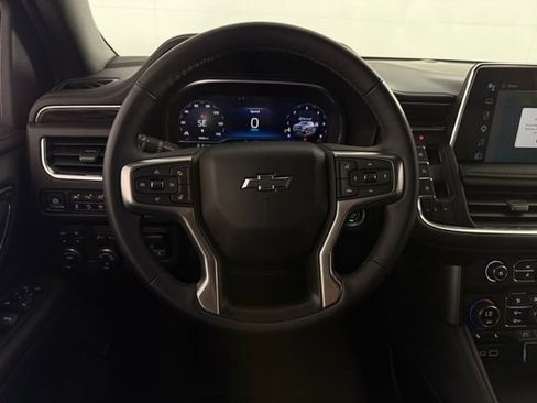 Used 2024 Chevrolet Tahoe Z71 w/ Luxury Package image 21