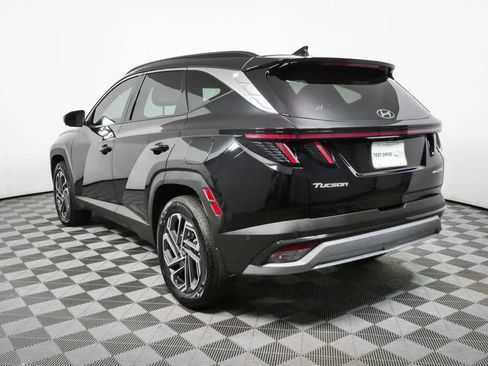 Used 2025 Hyundai Tucson Limited AWD/4WD image 30