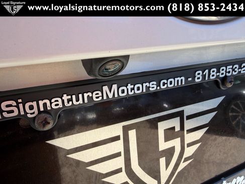 Used 2021 Toyota C-HR XLE FWD image 9