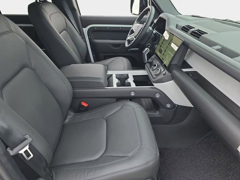 New 2026 Land Rover Defender 130 S AWD/4WD image 10