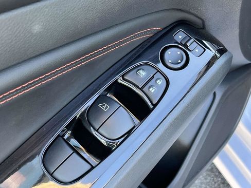 Used 2023 Nissan Altima 2.5 SR FWD image 17
