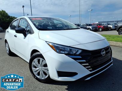 Used 2025 Nissan Versa S w/ Trunk Package