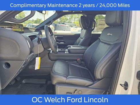 New 2027 Ford Expedition Max Platinum w/ Stealth Appearance Package RWD image 12