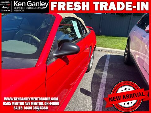 Used 2003 Ford Mustang Convertible RWD image 7
