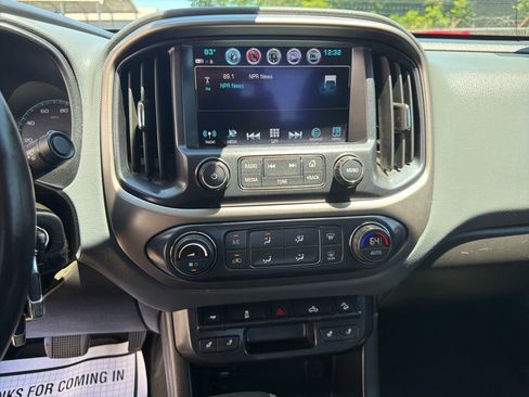 Used 2018 Chevrolet Colorado Z71 AWD/4WD image 26