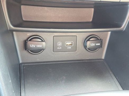 Used 2018 Hyundai Kona SEL image 15