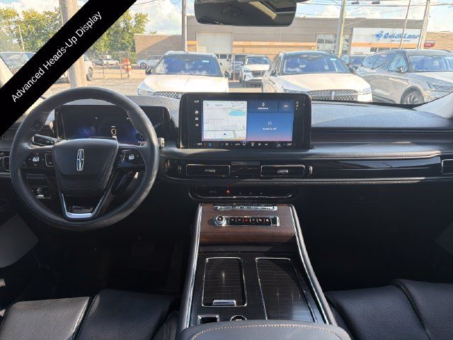 Certified 2025 Lincoln Aviator Reserve w/ Equipment Group 201A AWD/4WD image 15