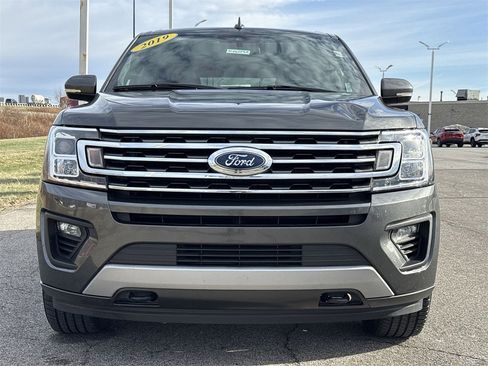 Used 2019 Ford Expedition XLT w/ Equipment Group 202A image 3