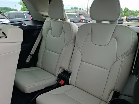 Used 2023 Volvo XC90 B6 Ultimate AWD/4WD image 11