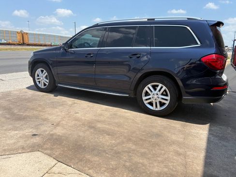 Used 2013 Mercedes-Benz GL 450 4MATIC image 8