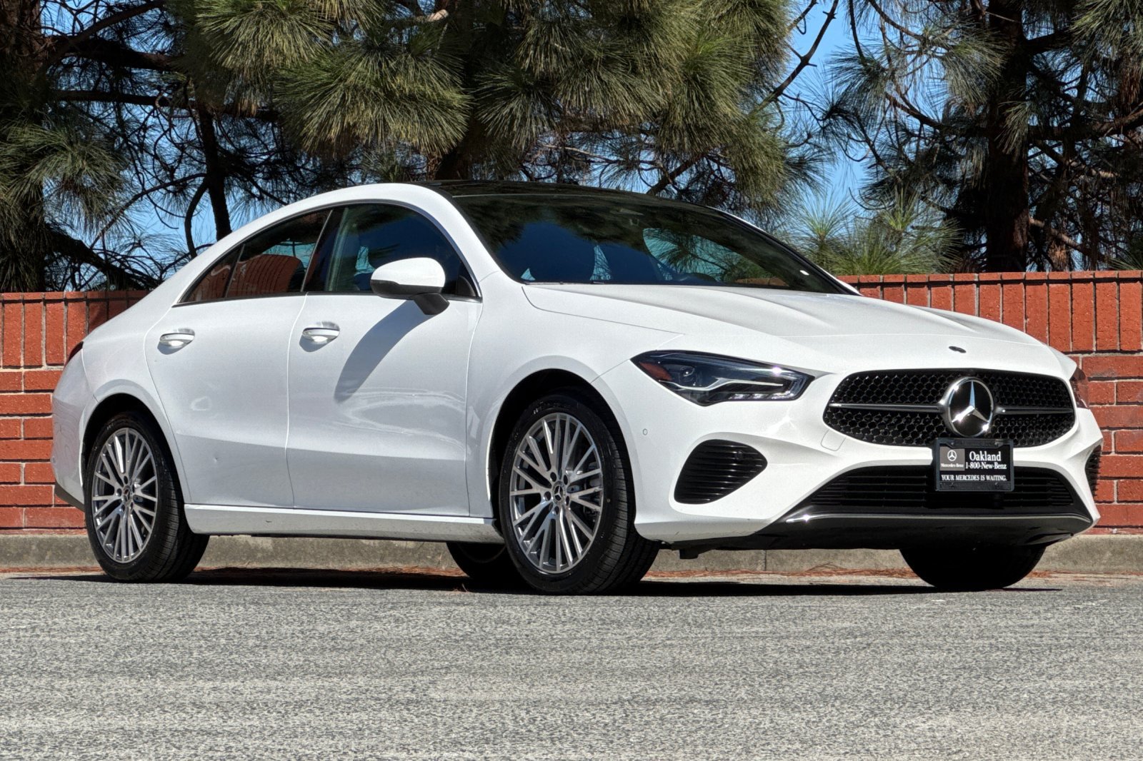 Used 2025 Mercedes-Benz CLA 250 image 2