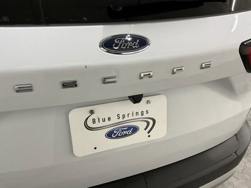 Used 2024 Ford Escape Active image 5