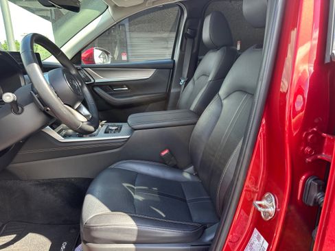 Certified 2024 MAZDA CX-90 Plug-In Hybrid w/ Preferred AWD/4WD image 9