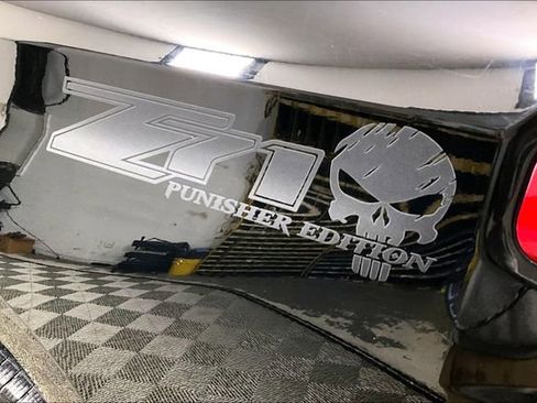 Used 2021 Chevrolet Silverado 1500 Custom Trail Boss image 14