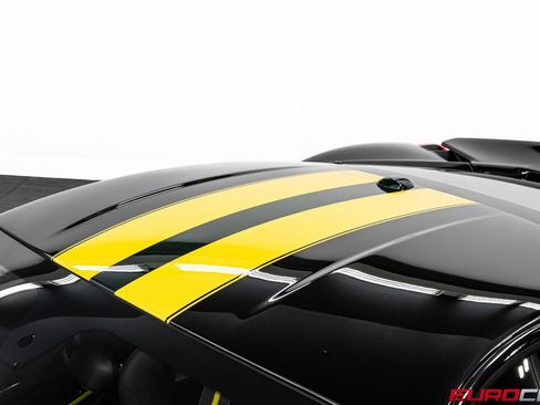 Used 2020 Ferrari 488 Pista Coupe image 18