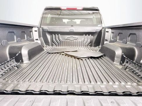 Used 2021 Chevrolet Silverado 1500 LT AWD/4WD image 25