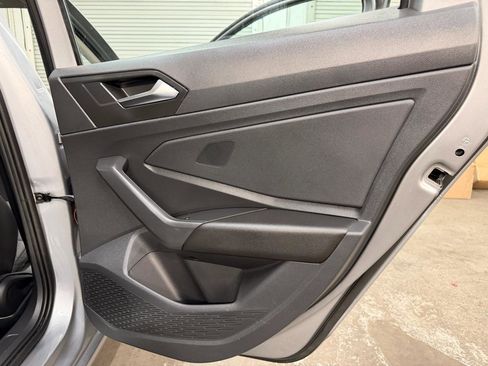 Used 2023 Volkswagen Jetta SE w/ Panoramic Sunroof Package FWD image 35