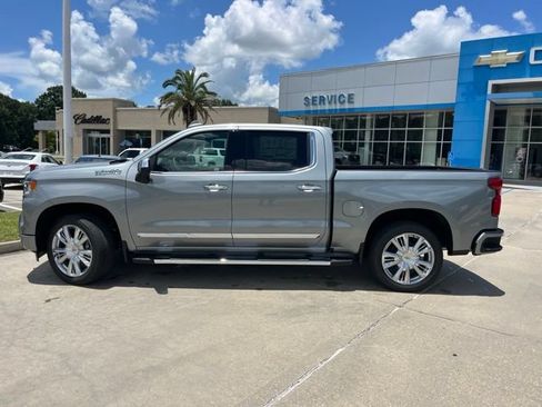 New 2026 Chevrolet Silverado 1500 High Country w/ High Country Premium Package RWD image 4