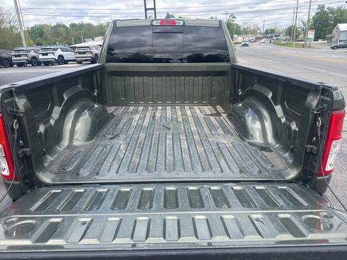 Used 2021 RAM 1500 Big Horn AWD/4WD image 17