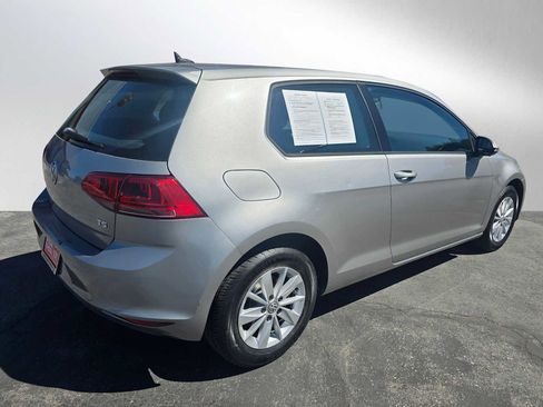 Used 2015 Volkswagen Golf S FWD image 3
