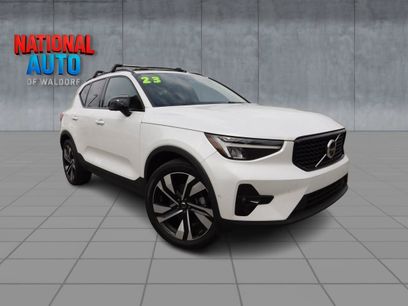 Used 2023 Volvo XC40 B5 Plus w/ Driver Assist Package