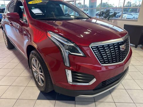 Used 2022 Cadillac XT5 Premium Luxury AWD/4WD image 5