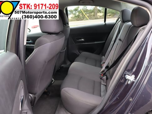 Used 2015 Chevrolet Cruze LT image 15