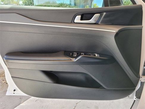 Used 2022 Kia K5 GT-Line image 27