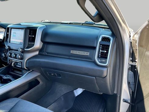 Used 2022 RAM 1500 Big Horn w/ Night Edition RWD image 18
