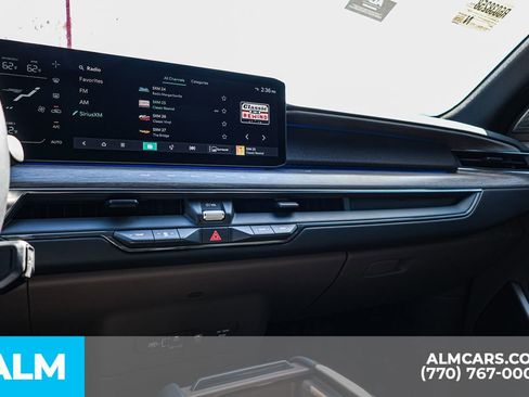 Used 2024 Kia EV9 Land image 48