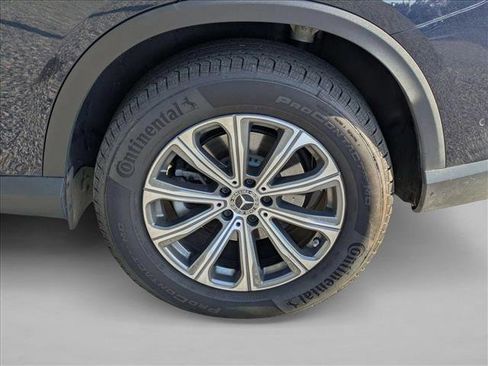 Used 2024 Mercedes-Benz GLC 300 4MATIC image 7