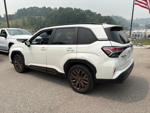 Used 2025 Subaru Forester Sport AWD/4WD image 3