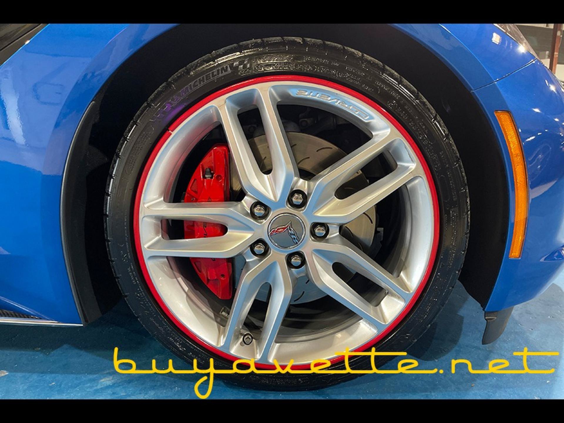 Used 2015 Chevrolet Corvette Stingray Coupe w/ 2LT Preferred Equipment Group RWD image 9
