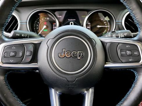 Used 2023 Jeep Wrangler Unlimited Rubicon 4xe w/ Cold Weather Group AWD/4WD image 12